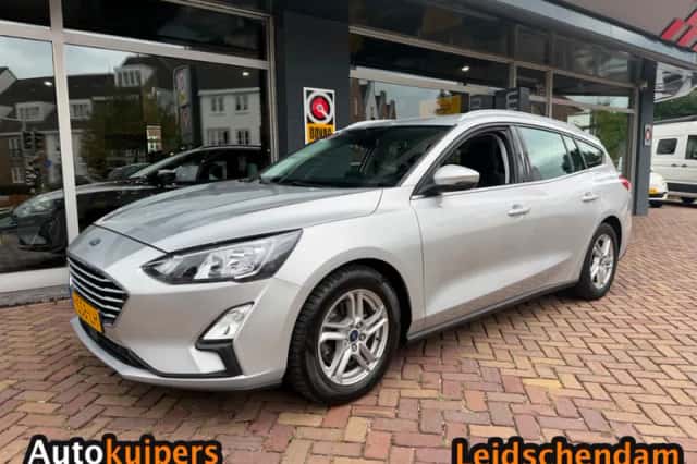 Ford Focus (2020) thumbnail 3