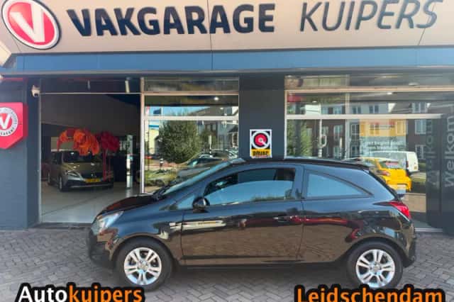 Opel Corsa (2014) thumbnail 3