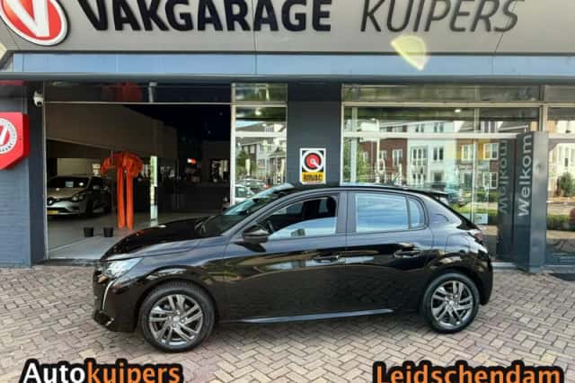 Peugeot 208 (2022) thumbnail 3