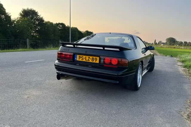 Mazda RX-7 (1988) thumbnail 5