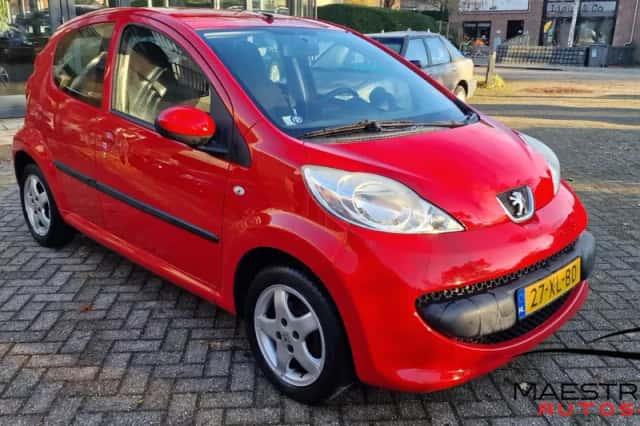 Peugeot 107 (2007) thumbnail 4