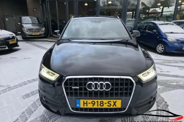 Audi Q3 (2012) thumbnail 3