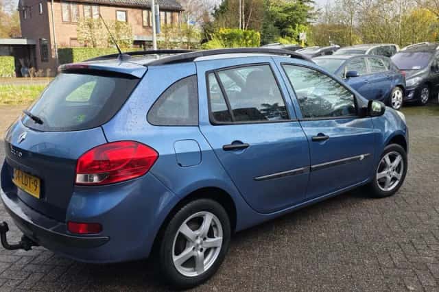 Renault Clio (2010) thumbnail 6