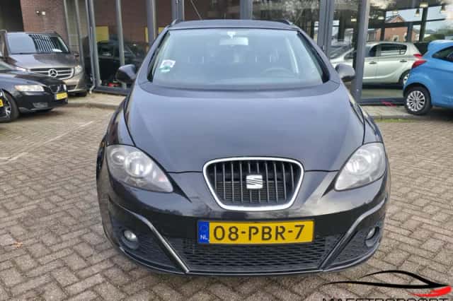 SEAT Altea XL (2011) thumbnail 2