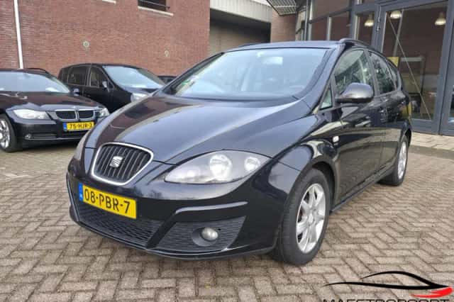 SEAT Altea XL (2011) thumbnail 3