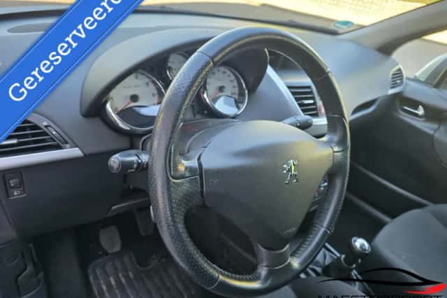 Peugeot 207 (2007) thumbnail 2