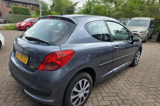 Peugeot 207 (2007) thumbnail 6
