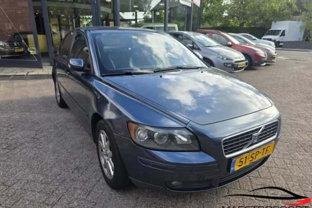 Volvo S40 (2006) thumbnail 1