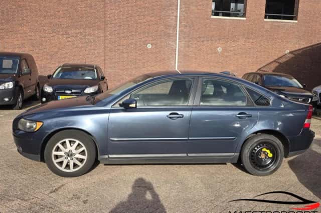 Volvo S40 (2006) thumbnail 3