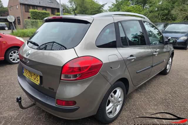 Renault Clio (2008) thumbnail 5