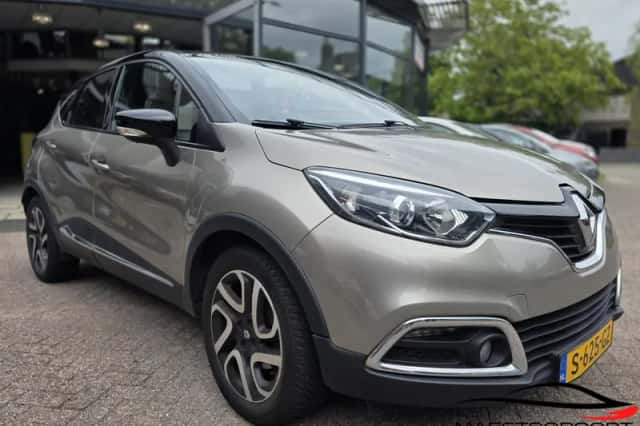 Renault Captur (2014) thumbnail 1