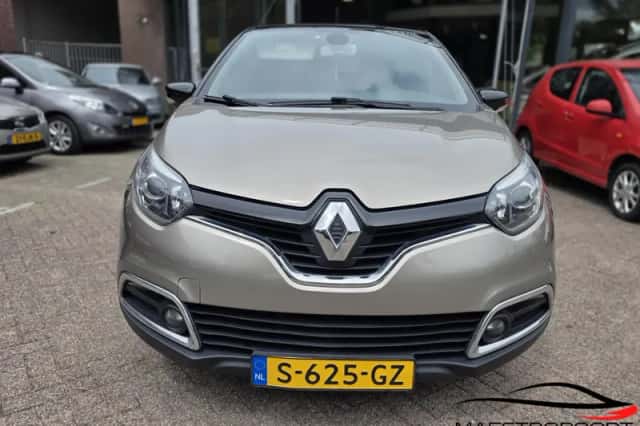 Renault Captur (2014) thumbnail 2