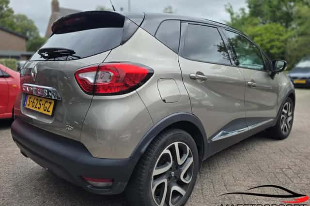 Renault Captur (2014) thumbnail 4