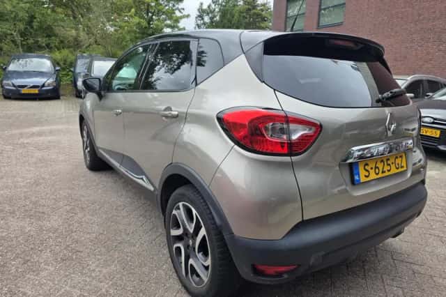 Renault Captur (2014) thumbnail 6