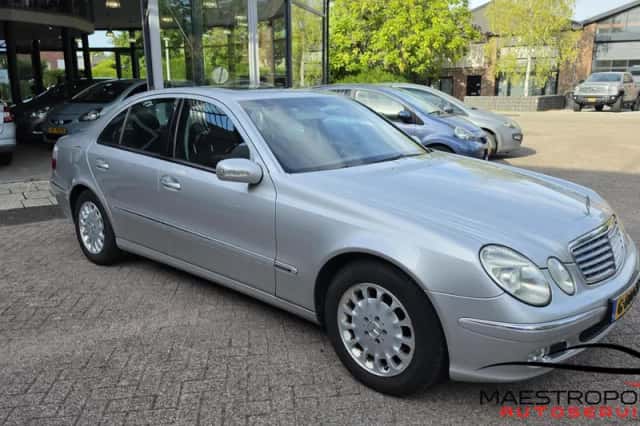 Mercedes-Benz E-Klasse (2003) thumbnail 2