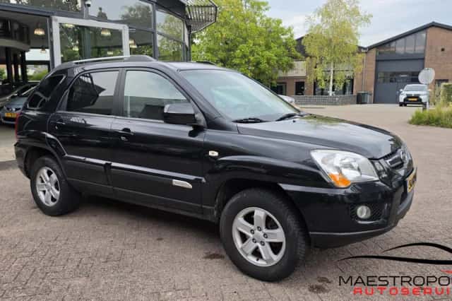 Kia Sportage (2009) thumbnail 5