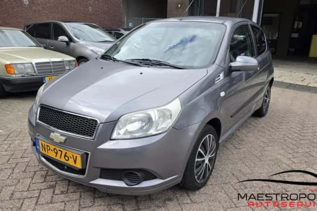 Chevrolet Aveo (2009) thumbnail 3