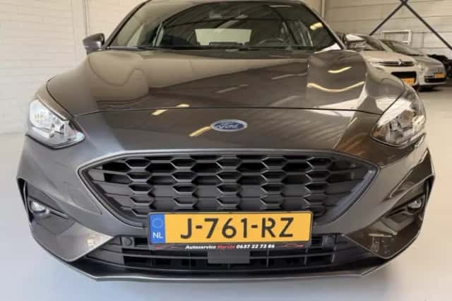 Ford Focus (2019) thumbnail 5