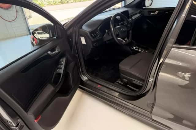 Ford Focus (2019) thumbnail 6