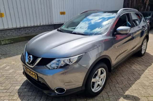 Nissan Qashqai (2017) thumbnail 4