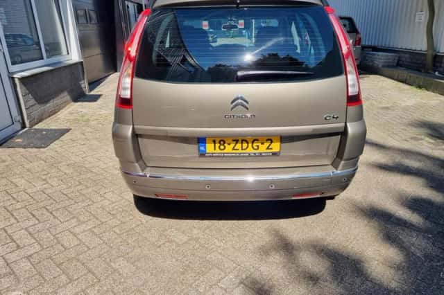 Citroën C4 Picasso (2012) thumbnail 3