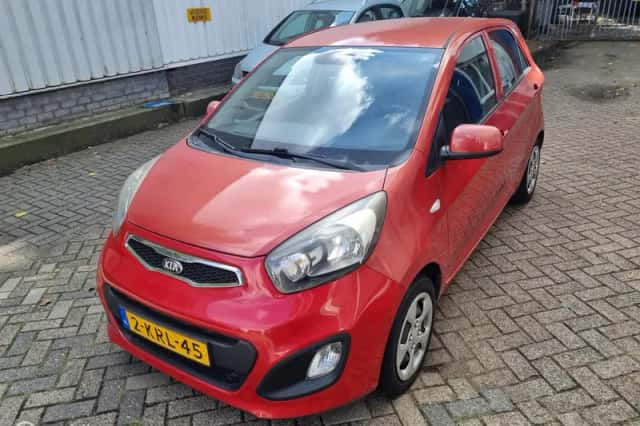 Kia Picanto (2013) thumbnail 4