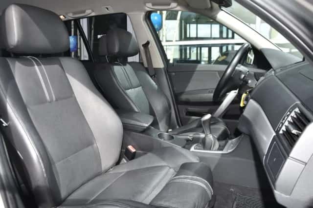 BMW X3 (2009) thumbnail 2