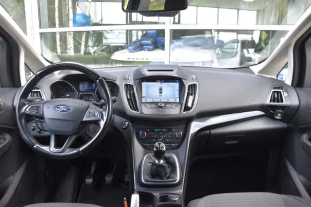 Ford C-Max (2018) thumbnail 3