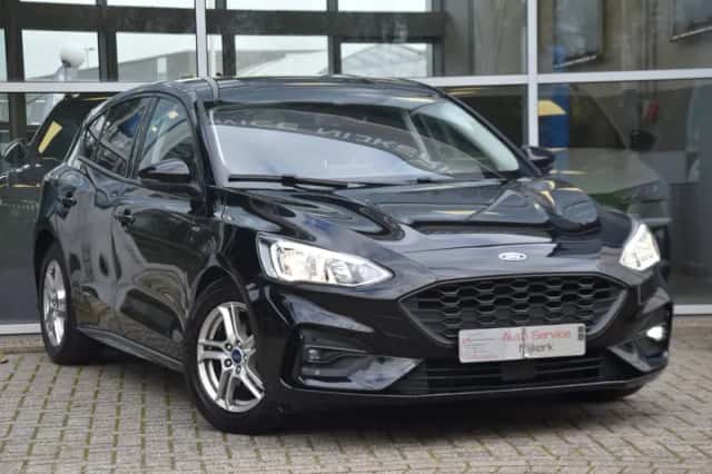 Ford Focus (2019) thumbnail 1