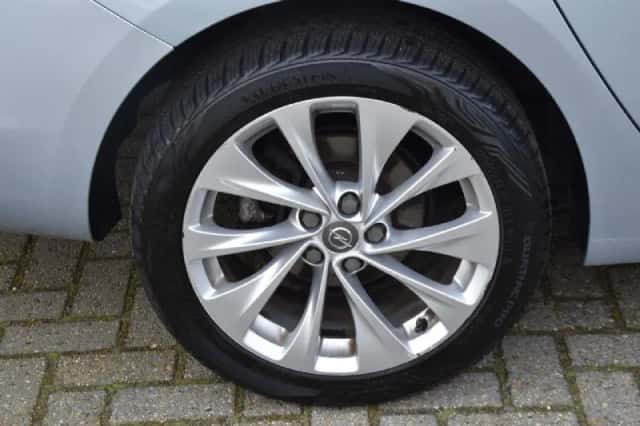 Opel Astra (2016) thumbnail 6