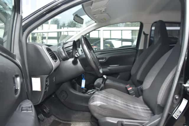 Peugeot 108 (2019) thumbnail 3