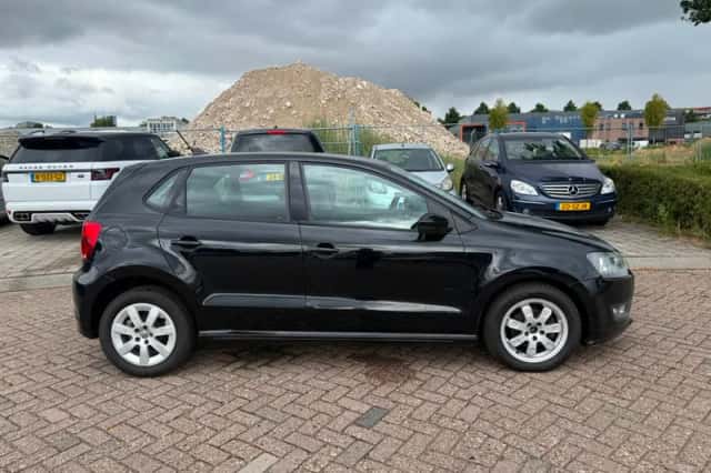 Volkswagen Polo (2013) thumbnail 4
