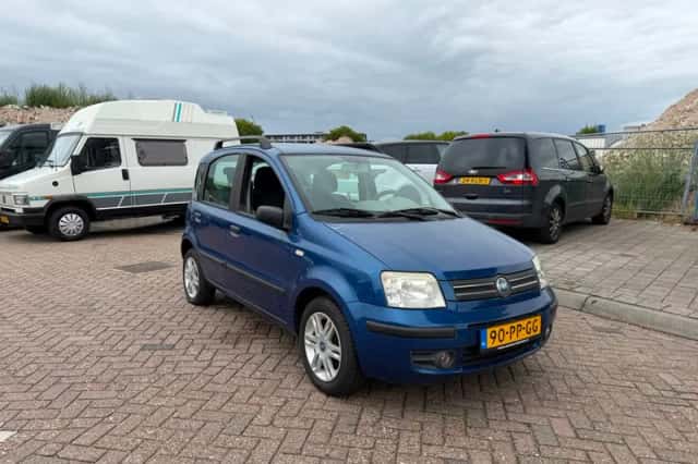Fiat Panda (2004) thumbnail 3