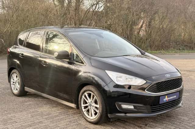 Ford C-Max (2016) thumbnail 3