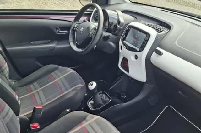 Peugeot 108 (2014) thumbnail 6