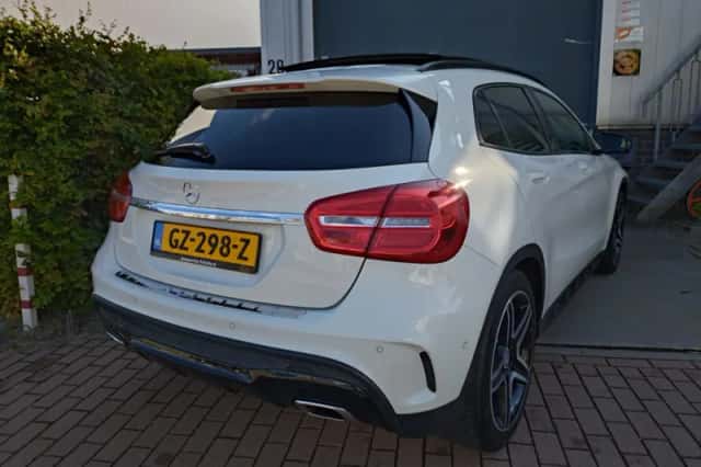 Mercedes-Benz GLA-Klasse (2015) thumbnail 6