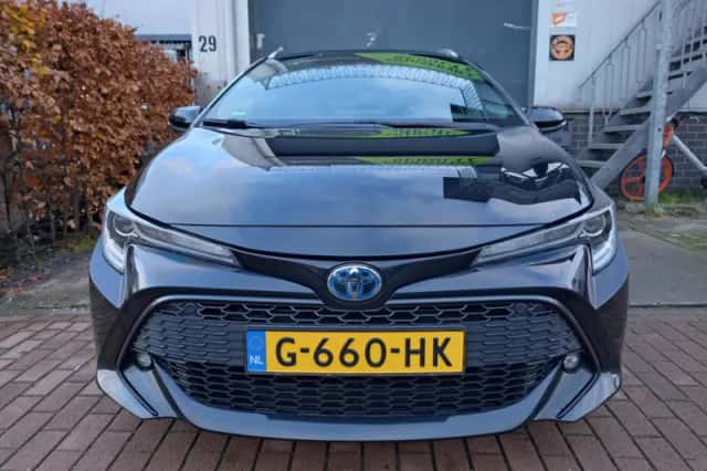 Toyota Corolla (2019) thumbnail 2
