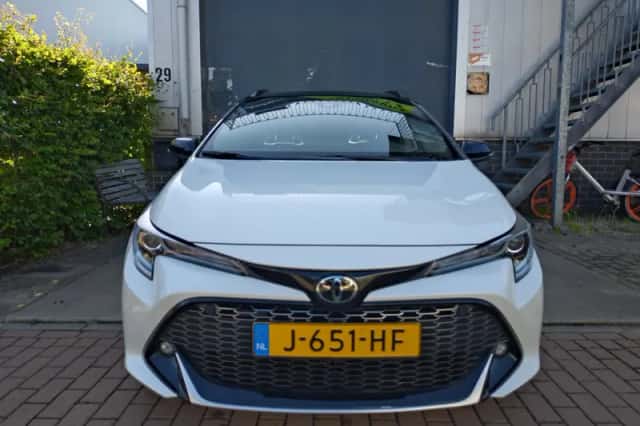 Toyota Corolla (2020) thumbnail 2