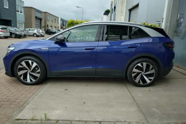 Volkswagen ID.4 (2020) thumbnail 4