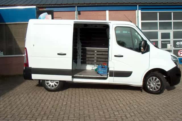 Nissan NV400 (2016) thumbnail 3