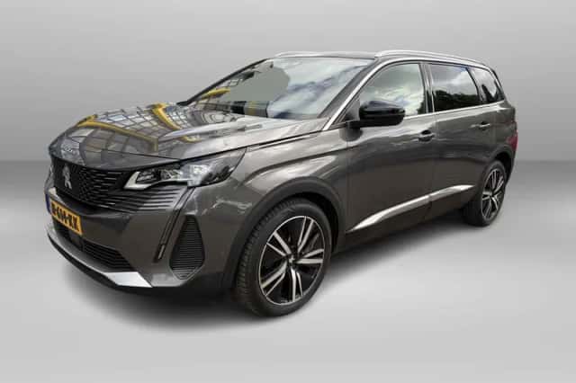 Peugeot 5008 (2021)