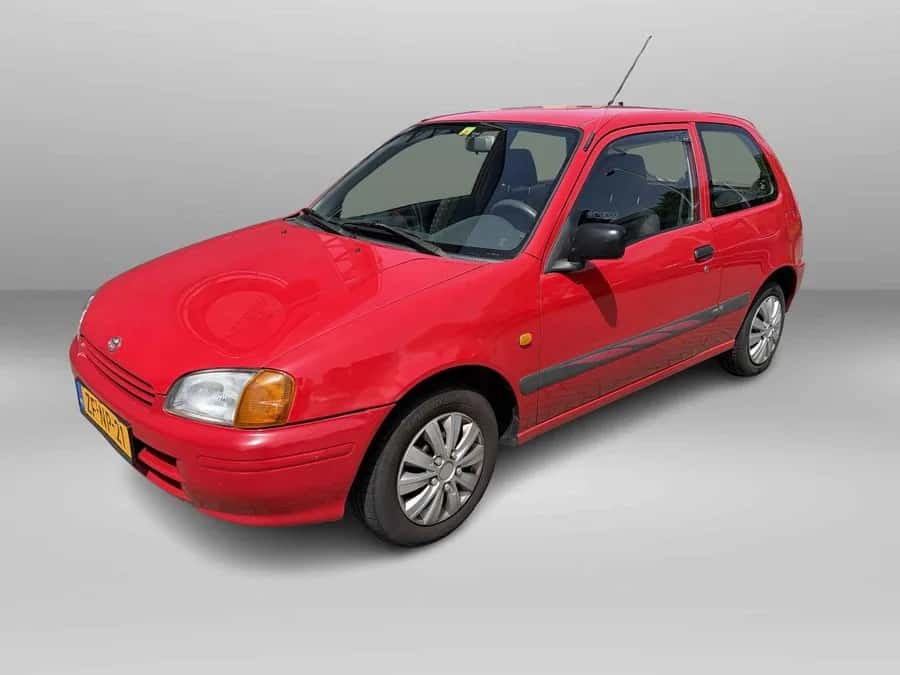 Toyota Starlet (1999) — foto 1