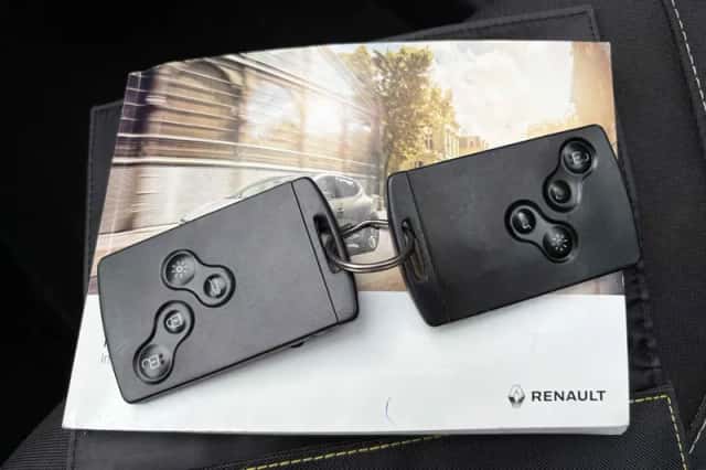 Renault Clio (2017) thumbnail 4
