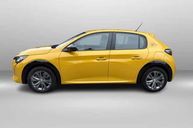 Peugeot e-208 (2022) thumbnail 4