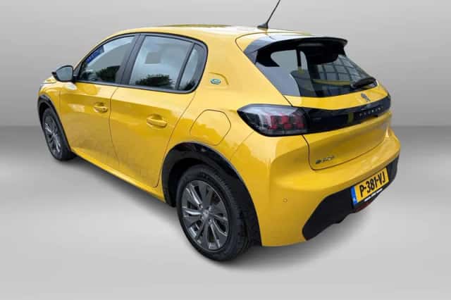 Peugeot e-208 (2022) thumbnail 6