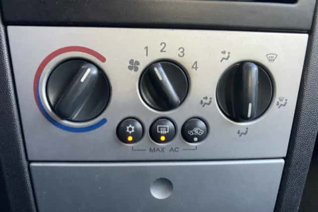 Opel Meriva (2005) thumbnail 5