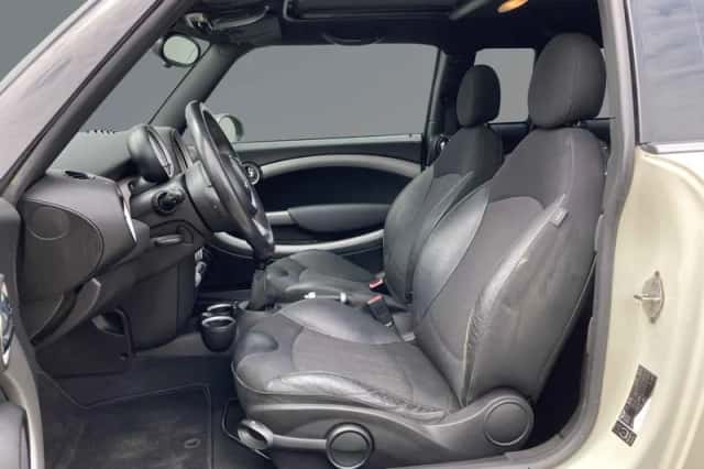 MINI Clubman (2007) thumbnail 3