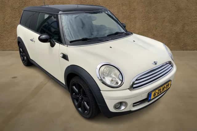 MINI Clubman (2007) thumbnail 4