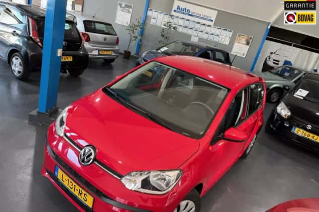 Volkswagen Up! (2017) thumbnail 1