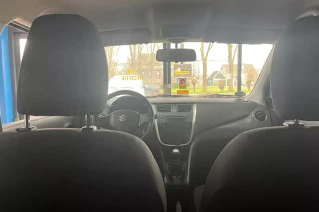 Suzuki Celerio (2018) thumbnail 6